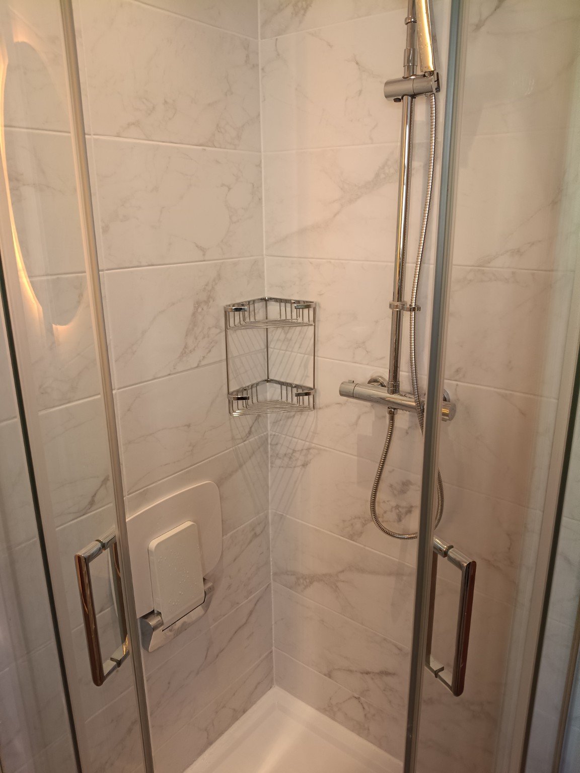 Tiled shower enclosure